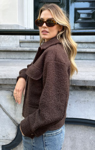 Boucle-Jacket-Met-Rits-Choco-4