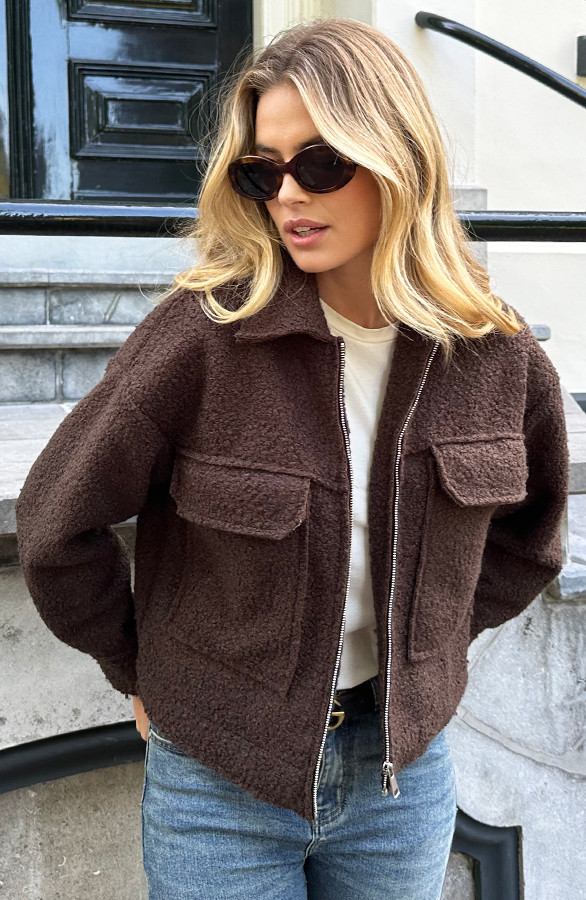 Boucle Jacket Met Rits Choco | Fashionmusthaves.nl