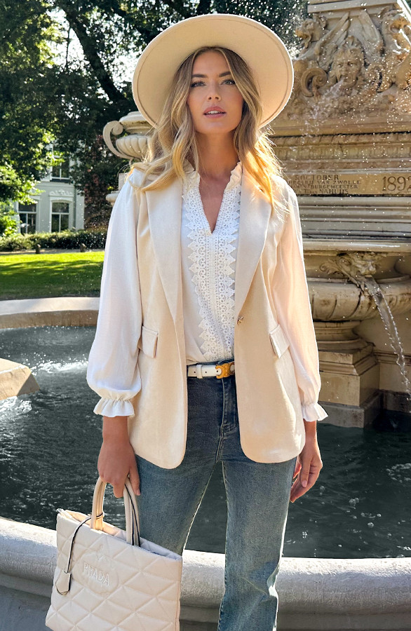 Stone Wash Mid Rise Wide Leg Cargo Jeans