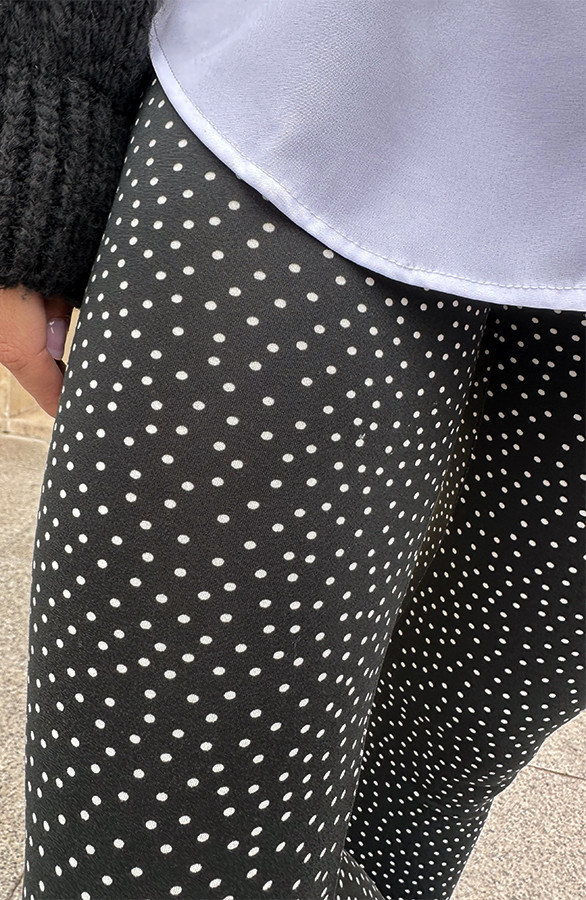 Flared-Broek-Polkadots-Zwart-3