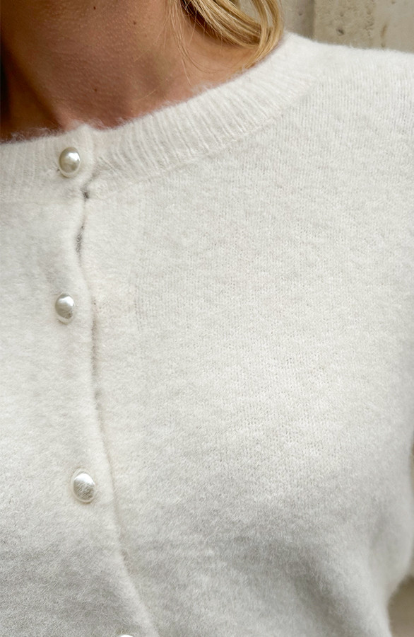 Soft-Button-Cardigan-Light-Beige-12-1