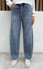 Glitter-Stone-Barrel-Jeans-2